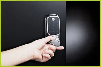 Expert Locksmith Services Hartford, CT 860-261-9299 Expert Locksmith Services Hartford, CT 860-261-9299 - 11-business-locksmiths
