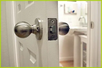 Expert Locksmith Services Hartford, CT 860-261-9299 Expert Locksmith Services Hartford, CT 860-261-9299 - 14-unlock-door